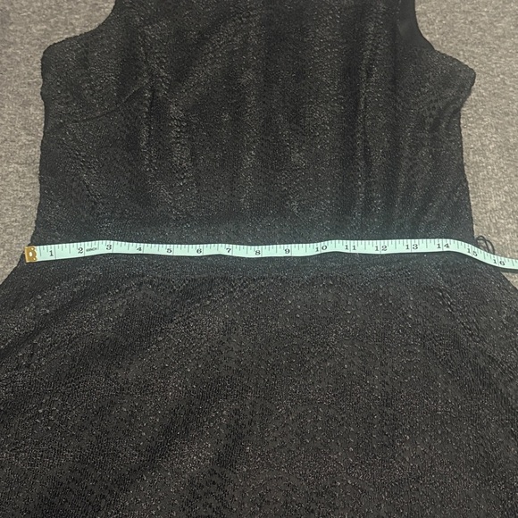 Danny & Nicole Elegant Black Midi Dress - Picture 6 of 8